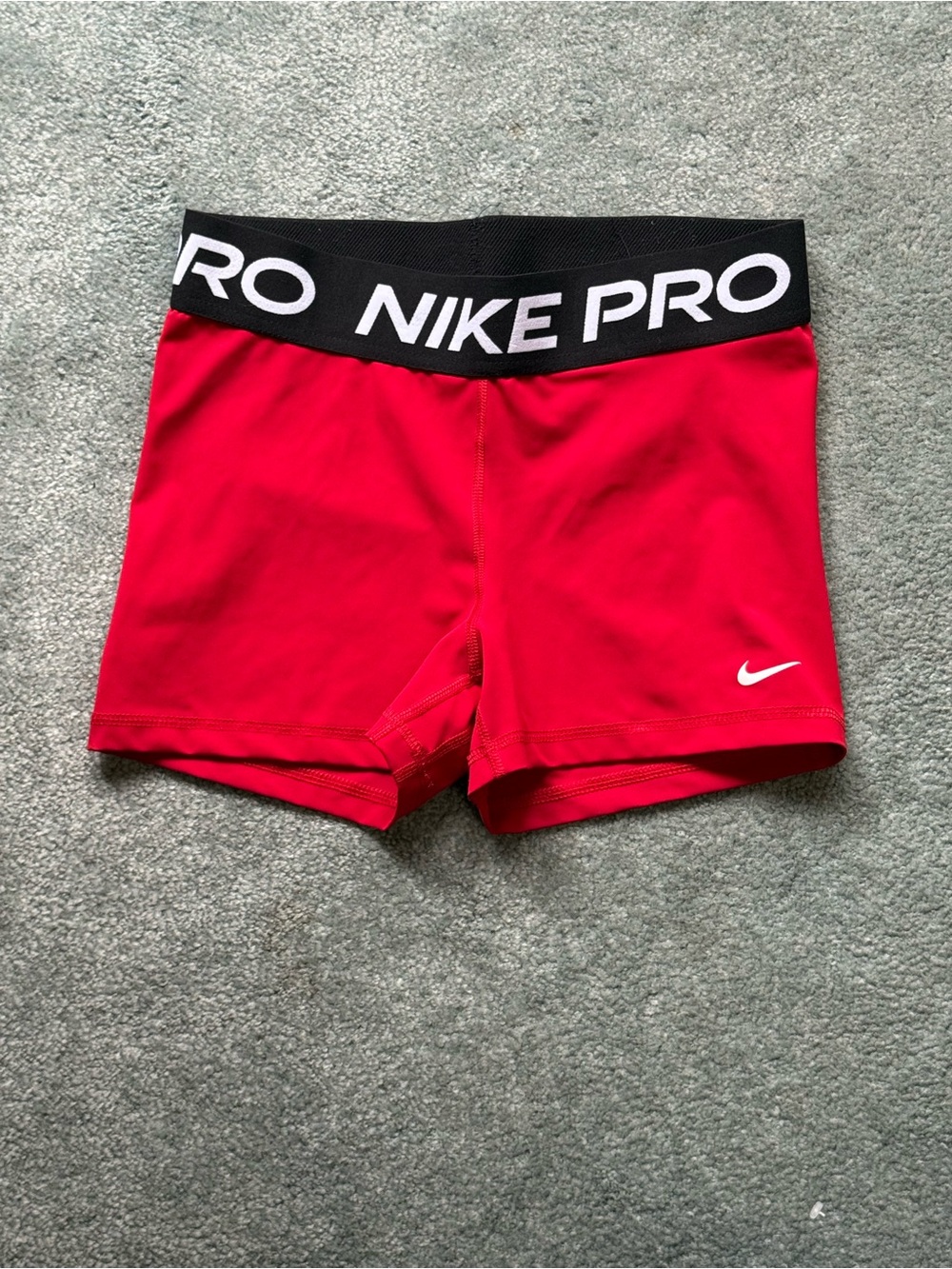 Brand New Nike Pros Size Medium NWOT